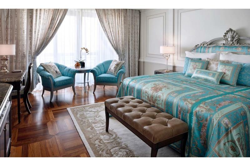 Palazzo Versace Dubai Exterior photo A bedroom at the Four Seasons Hotel